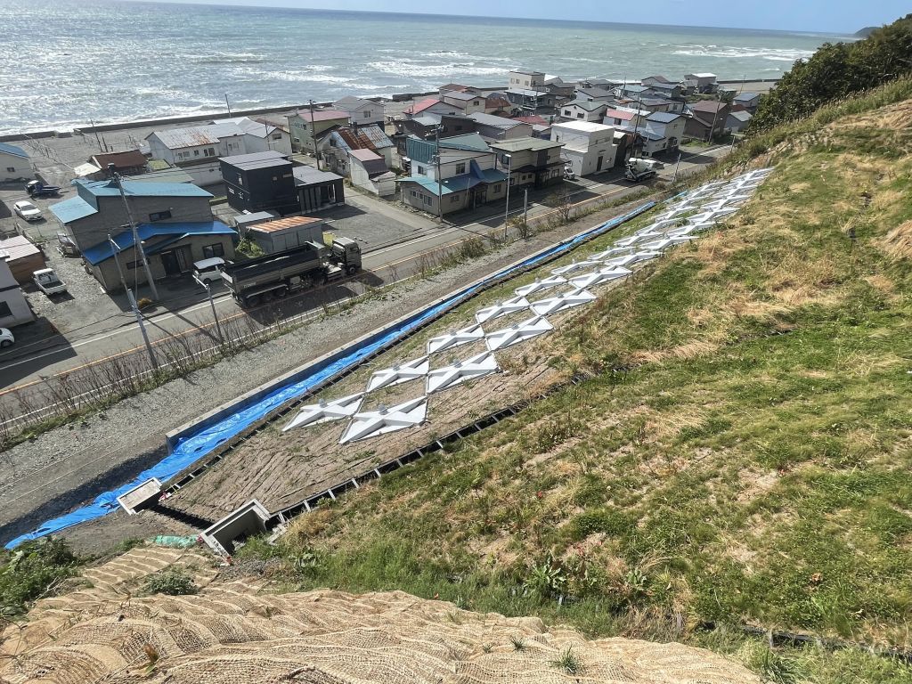 北海道様似郡様似町・災害関連緊急治山工事　#U字溝4